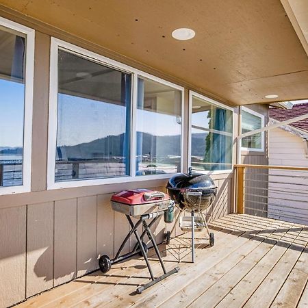 Fisherman'S Dream Boat House Garibaldi Exterior foto