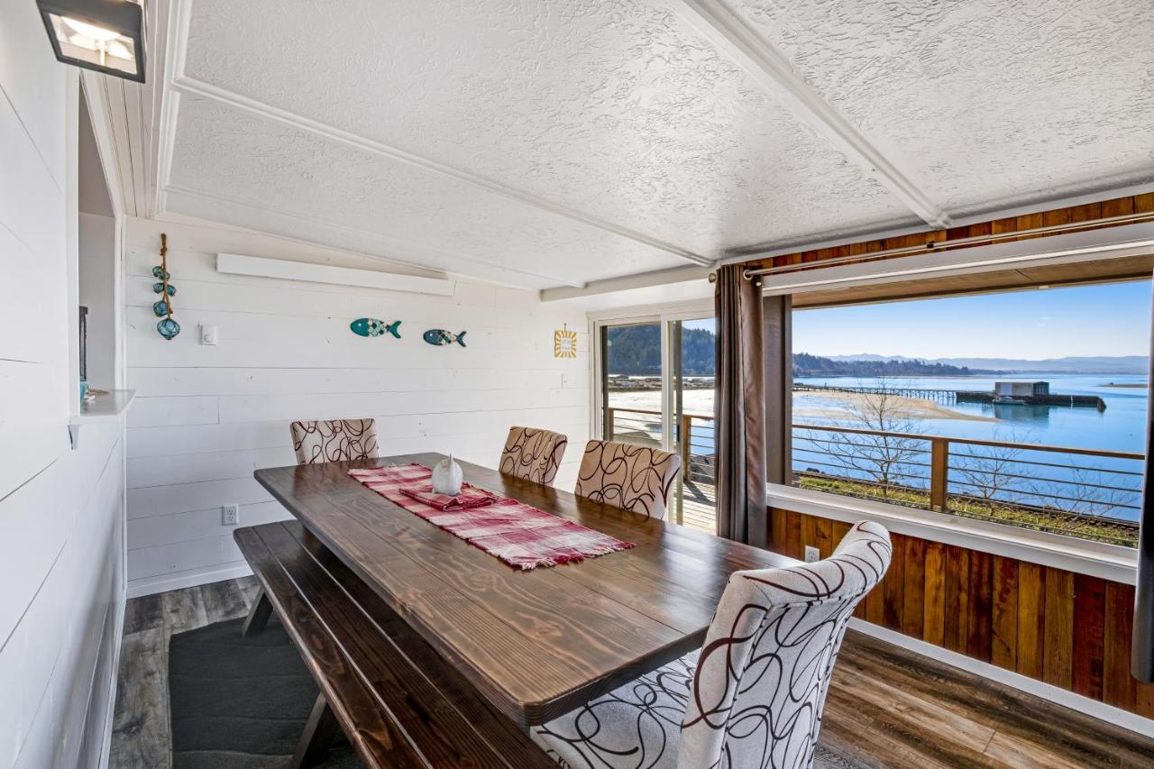 Fisherman'S Dream Boat House Garibaldi Exterior foto